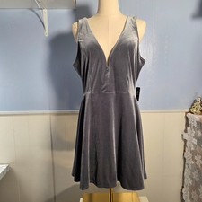 Express Large Steele Gray Velvet Deep V Neck Sleeveless Holiday Dress w/ Shorts