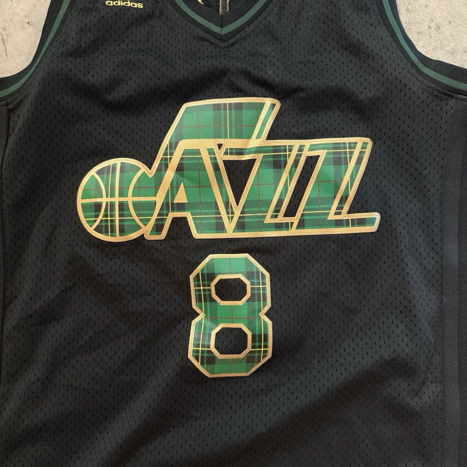 Deron Williams Rare Limited Edition Utah Jazz #8 NBA jersey - Image 2 of 4