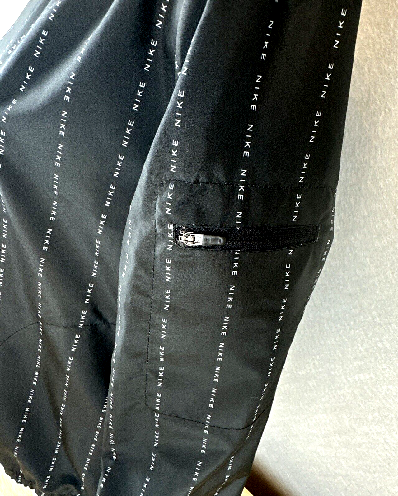 SACAI X NIKE Giacca a vento Nike Dri Fit donna Icon Clash running pista taglia small nera