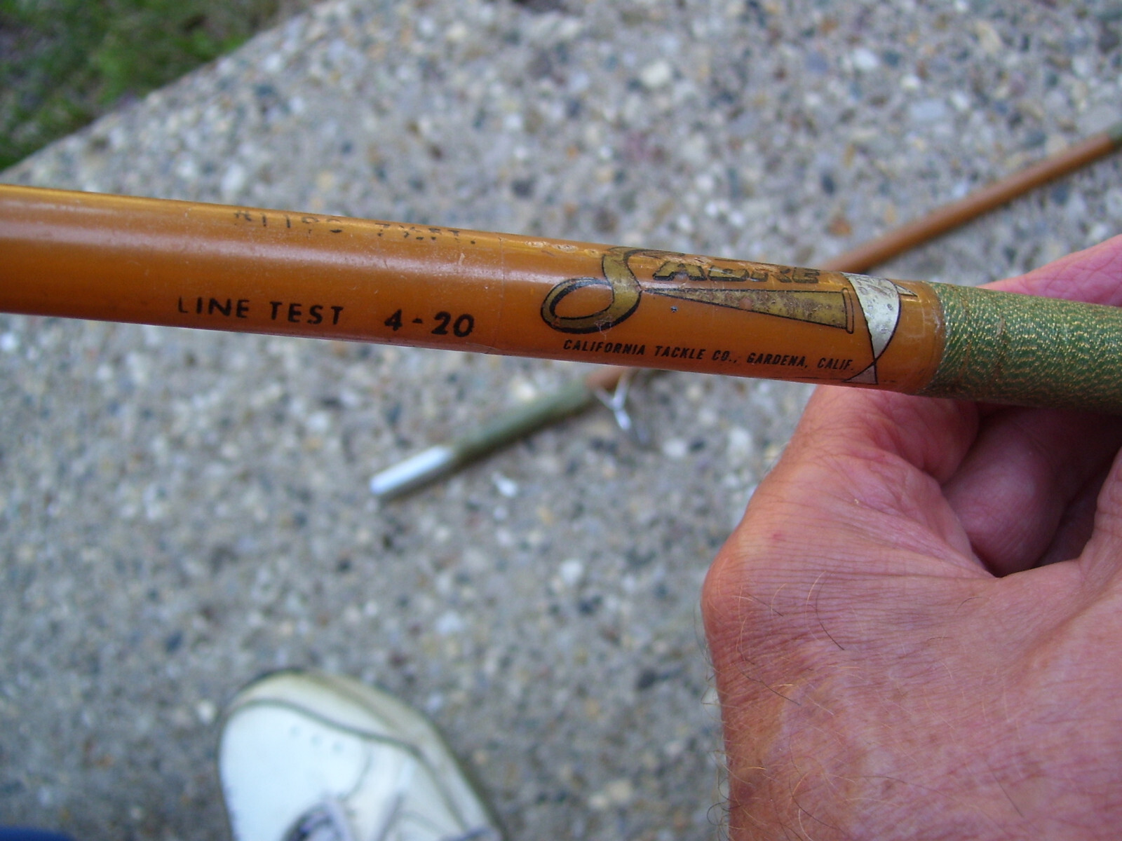 Vintage California Tackle Nypoxy Glass Fishing Rod GOLDEN SABRE 7' ROD