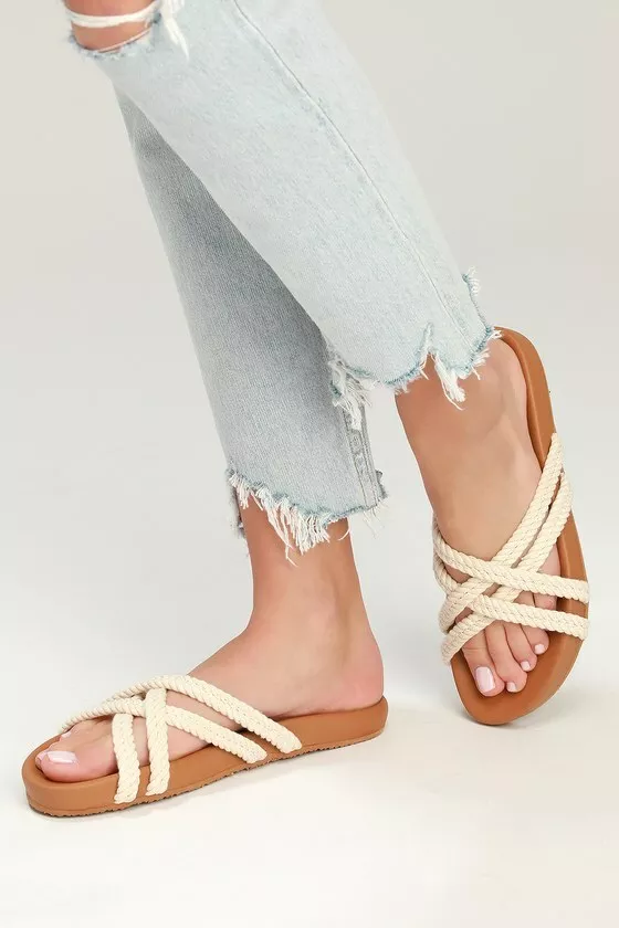 39 Womens Billabong Rope Tide Cool Whip Cream Slide Sandals Sz 8
