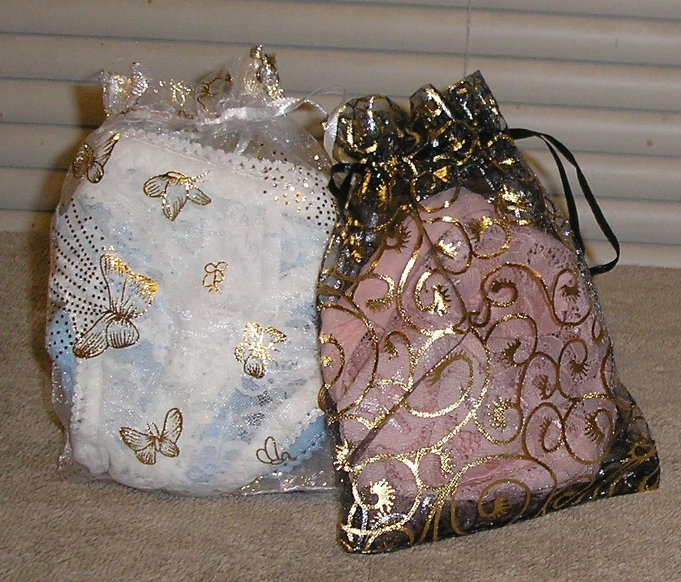 Panties Lingerie Betsy Johnson Blue Lace Thong  XL  Adult Gift - Image 4 of 4