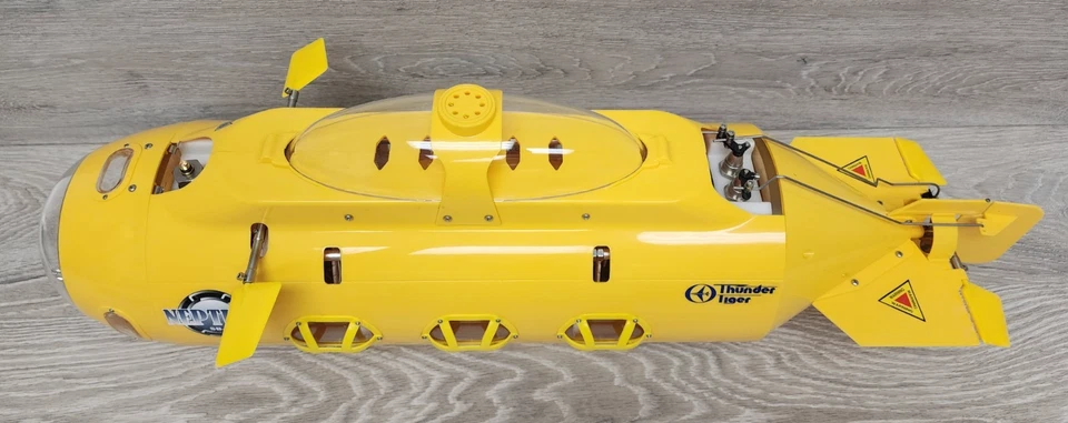 Thunder Tiger Neptune SB-1 RC Remote Control Submarine AS IS UNTESTED READ! - Image 3 of 4