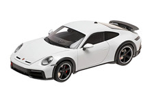 Minichamps 2022 Porsche 911 992 Dakar Grey Metallic 1:18 110062074