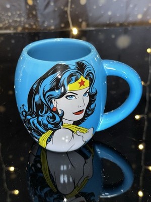 Rare DC Comics Wonder Woman Vandor Oval Blue Ceramic Coffee Mug 2011 14 oz