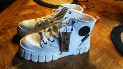 Palladium Pallatower Gr. 38 NEU