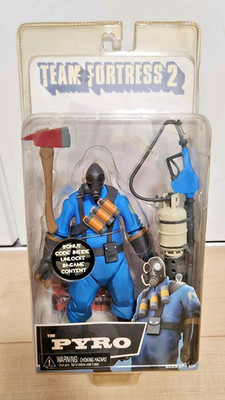 NECA Team Fortress 2 Pyro Blue Team SEALED NEW