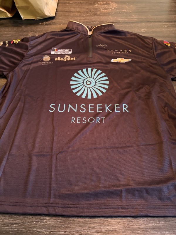 Noah Gragson #42 Signed Sunseeker Resort Crew Shirt XL