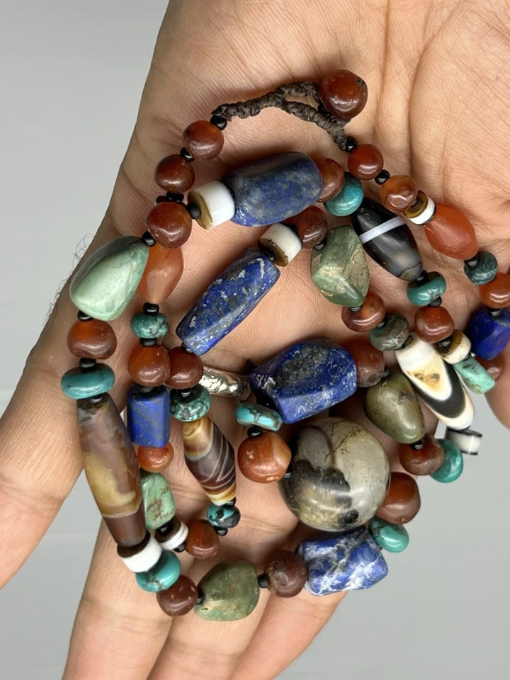 Collar de cuentas usado vintage Asia Nepal bandas ágata turquesa lapislázuli cuentas Mala Foto 3 de 4