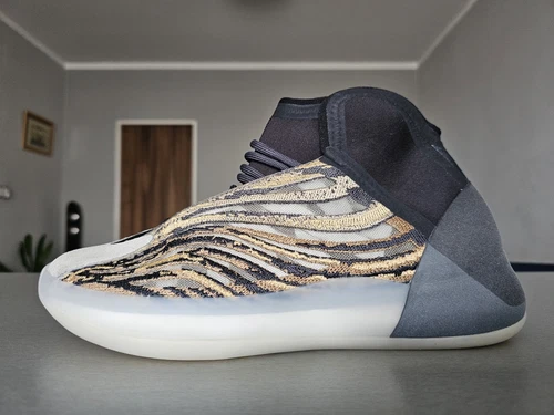 Adidas Yeezy QNTM Amber tint EU42,5