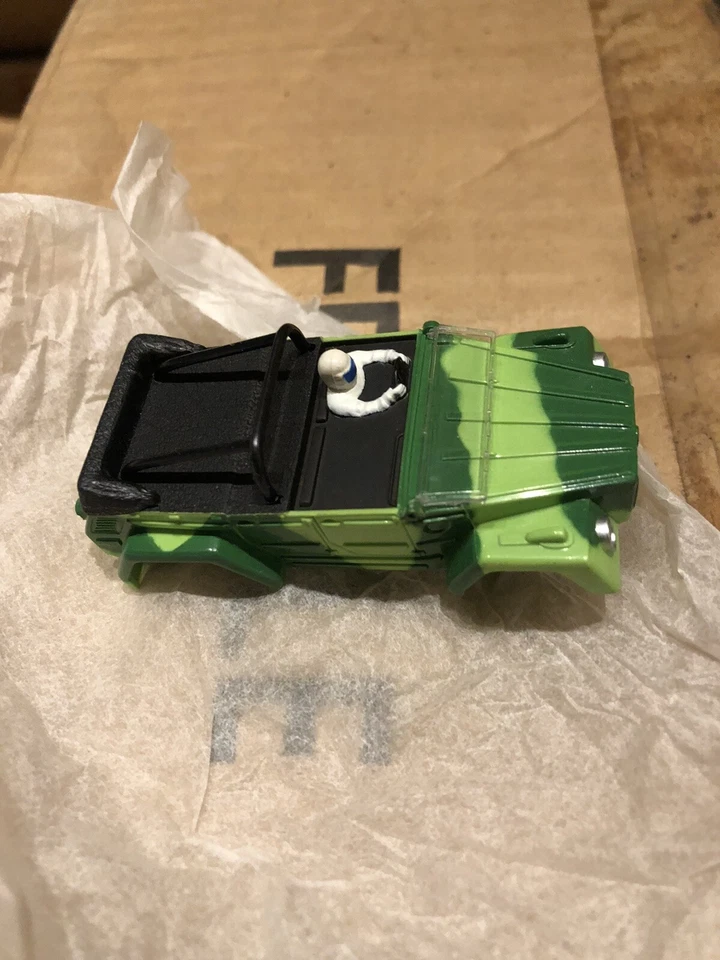 CUERPO VINTAGE AURORA AFX VERDE VW THING ROADSTER NUEVO EN STOCK Estuche Fresco en Tejido COMO NUEVO Foto 3 de 4