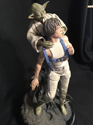 Sideshow Premium Format Luke Skywalker and Yoda Statue 504/1150 | eBay