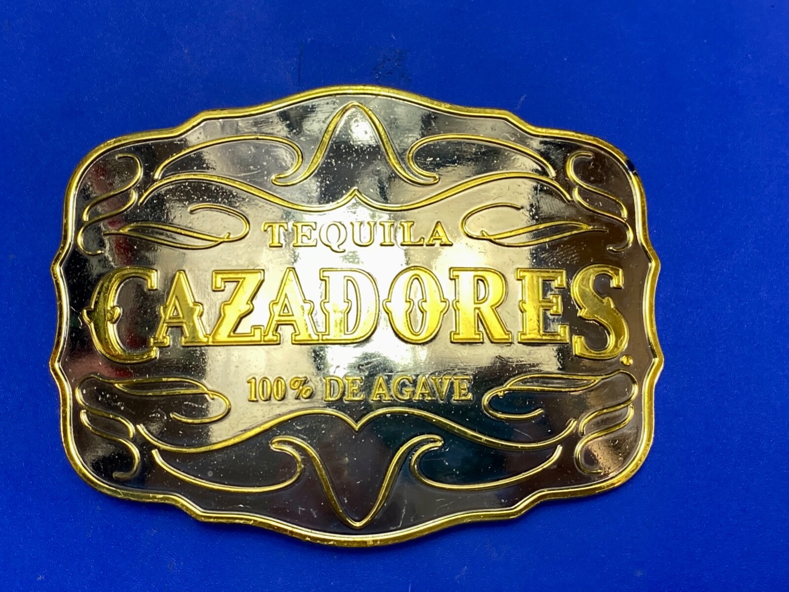 TEQUILA CAZADORES 100 DE AGAVE BELT BUCKLE RARE ADVE… Gem