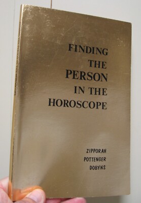1973 Signed Zipporah Pottenger Dobyns 2nd Edition Gold Toned Astrology Booklet