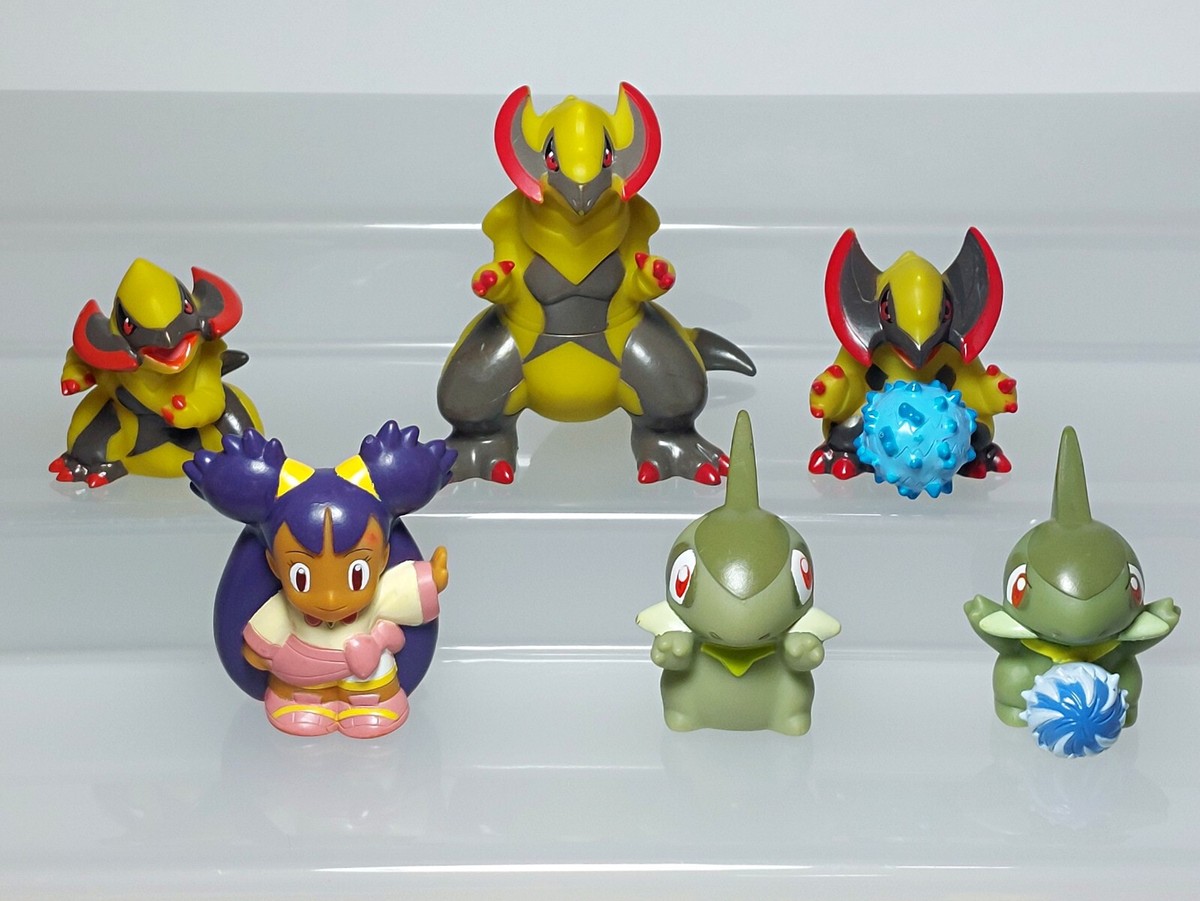 Haxorus Fraxure Axew Iris Pokemon Kids DX Figure Set Bandai 1.6