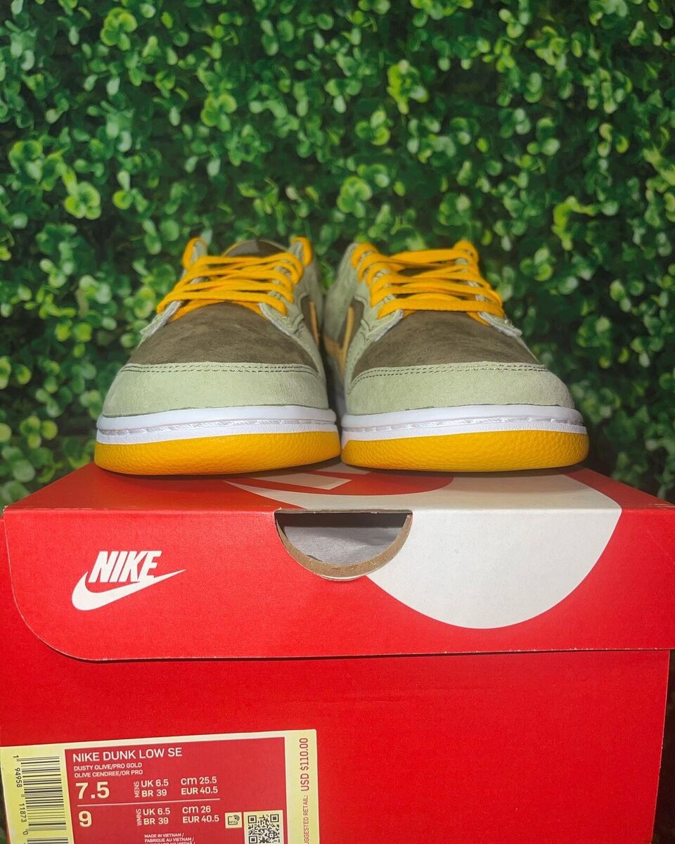 NIKE DUNK LOW DUSTY OLIVE SIZE 7.5M