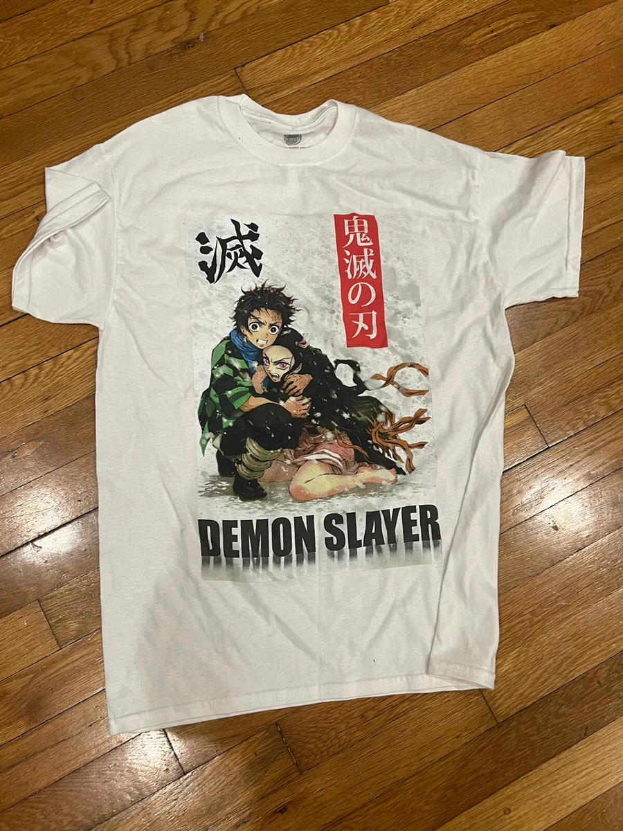 HOT TOPIC Demon Slayer Girls Shirt Size Large