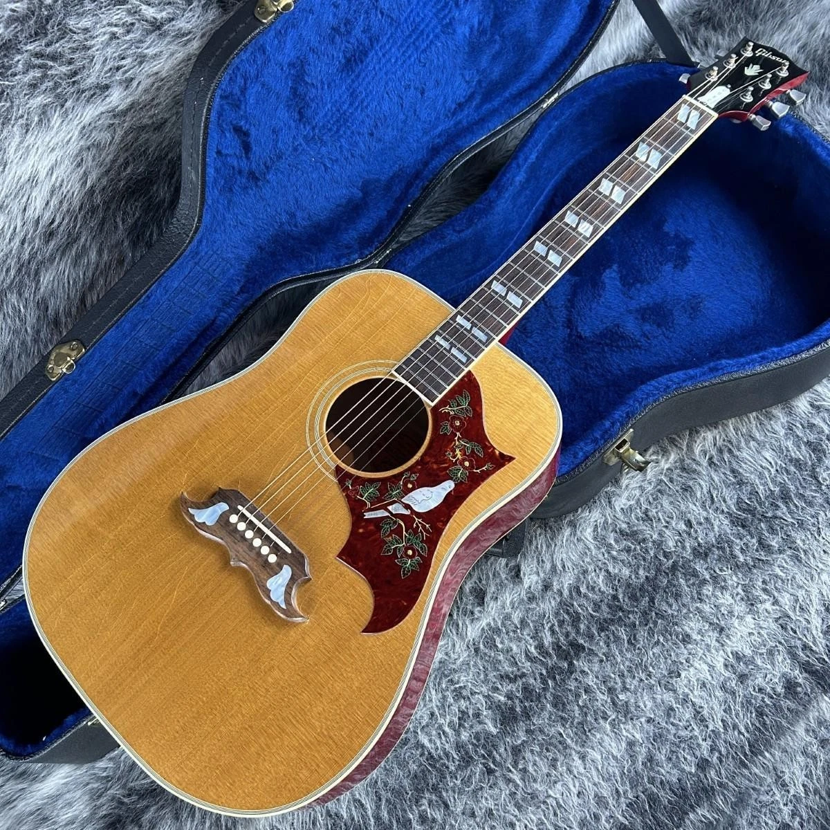 Gibson Dove Acoustic Guitar for sale | eBay