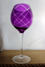Pier 1 Diamond Etch Purple Balloon Wine Goblet Glass 8 7/8 " height