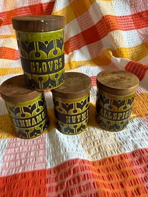 Hornsea Keramik Olive Bronte Gewürz Töpfe Gläser Vintage Nelken Muskat Piment