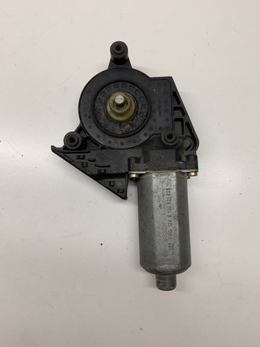 Volkswagen PASSAT B5 1999 Links Fensterhebermotor Tür vorne 3B4837751GD DRA4618