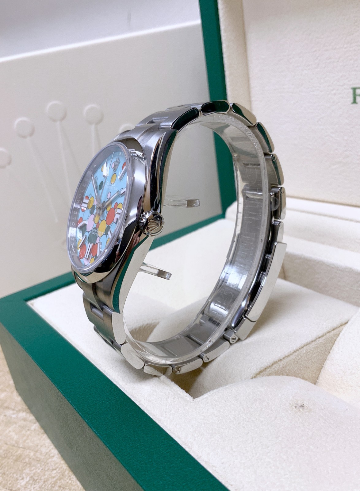 Rolex Oyster Perpetual 41 124300 Celebration Dial Unworn Box & Papers 2024 image 3