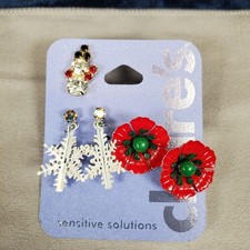 Claire  s Holiday Earring Set Snowflake Snowman Poppy Studs Sensitive