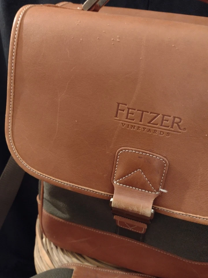 Bolso Mensajero Fetzer Vineyards 6 Botellas Portador de Vino Lona Cuero De Colección Foto 2 de 4