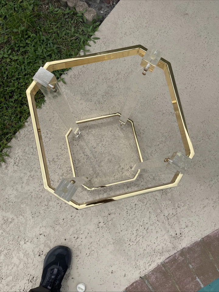 Mesa auxiliar Lucite estilo CHARLES HOLLIS JONES chapada en oro de 24 quilates sin vidrio Foto 3 de 4