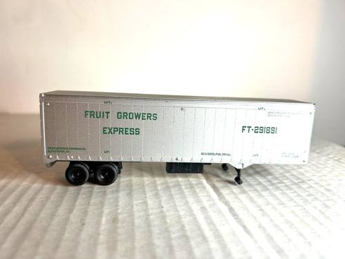 ATHEARN #?????  Remolque de caja expreso para fruticultores 40' #FT-891891 H.O. 1:87 | Condition: New