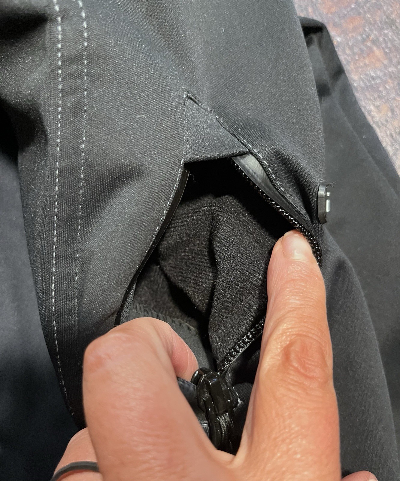 Worms BEX Soft Shell Black Zip Up Jacket Size Lar… - image 6