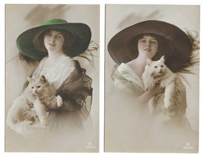 2 Postkarten einer jungen Frau mit einer weißen Katze Anfang 1900 Glamour