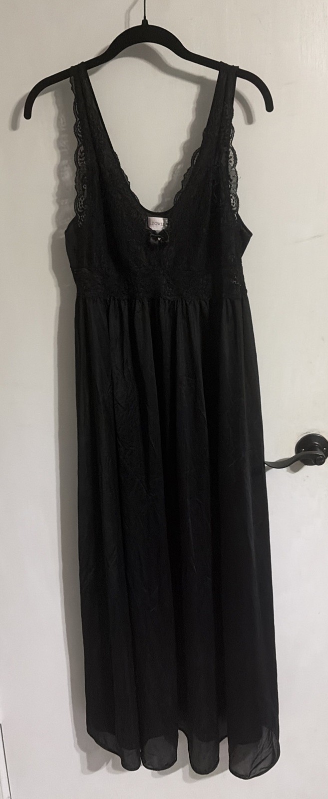 Shadowline Black Long Nightgown Lace Top Size L