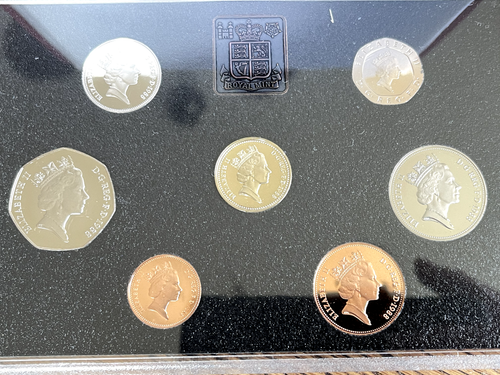 1988 ROYAL MINT UNITED KINGDOM ANNUAL COIN PROOF SET - Picture 3 of 3