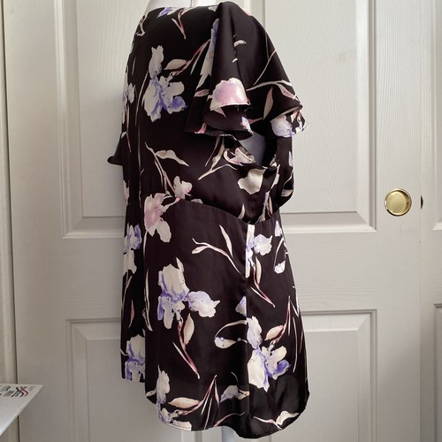 American Living Women's Top- Size XL Brown Print Floral V Neck - Picture 3 of 8