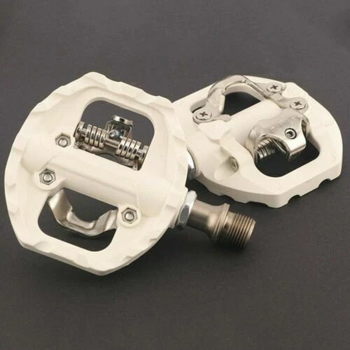 Pedales negros para bicicletas