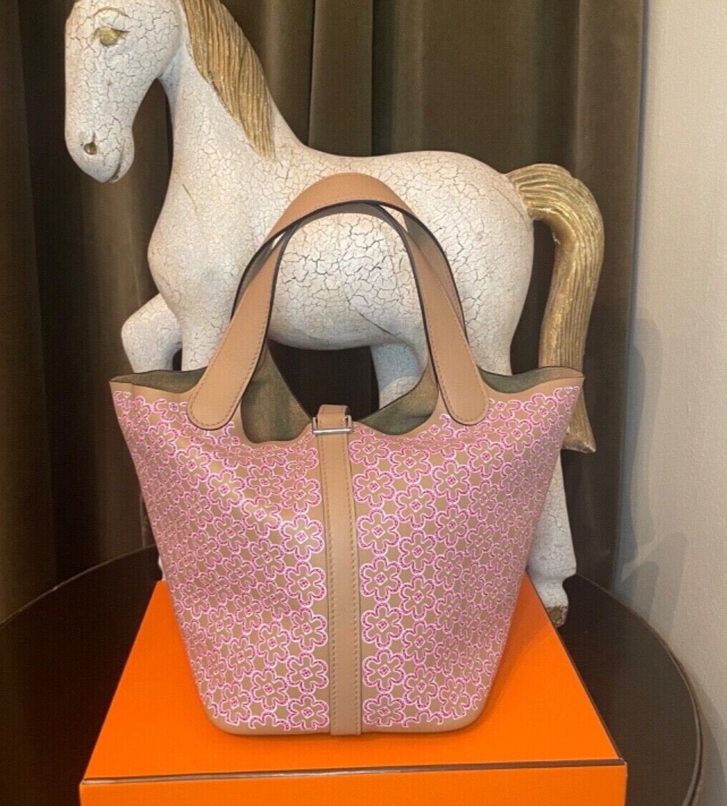 入手困難品【HERMES】ピコタン Picotin Lock Lucky Daisy 18 Bag HERMES Picotin Lock 18 Lucky Daisy Limited Edition in Chai
