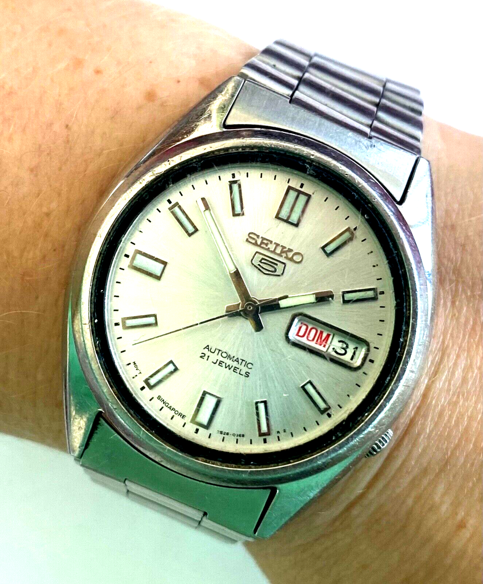 Vintage Men's Watch Seiko 5 Automatic 7S26 3049 Day Date Silver