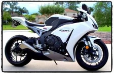 TechSpec Honda CBR1000RR 2012 - 2016 SnakeSkin Tank Grips w/Free Center Pad