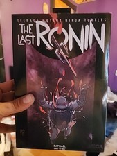 NECA Teenage Mutant Ninja Turtles Last Ronin Raphael Bloody First to Fall Figure