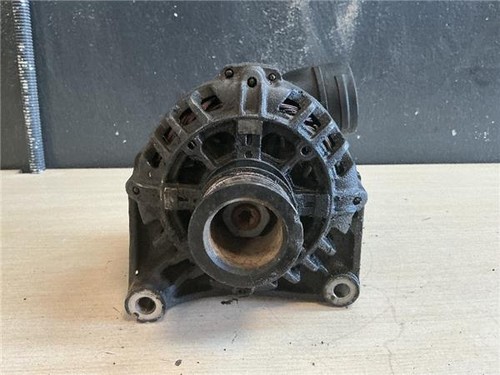 12317501592  Lichtmaschine BMW serie 5 berlina e39 1995 25 525i 25 ltr 141 kw