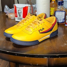 FILA Men  s Low Top Lace-Up Sneakers US 10 Yellow White Navy Red