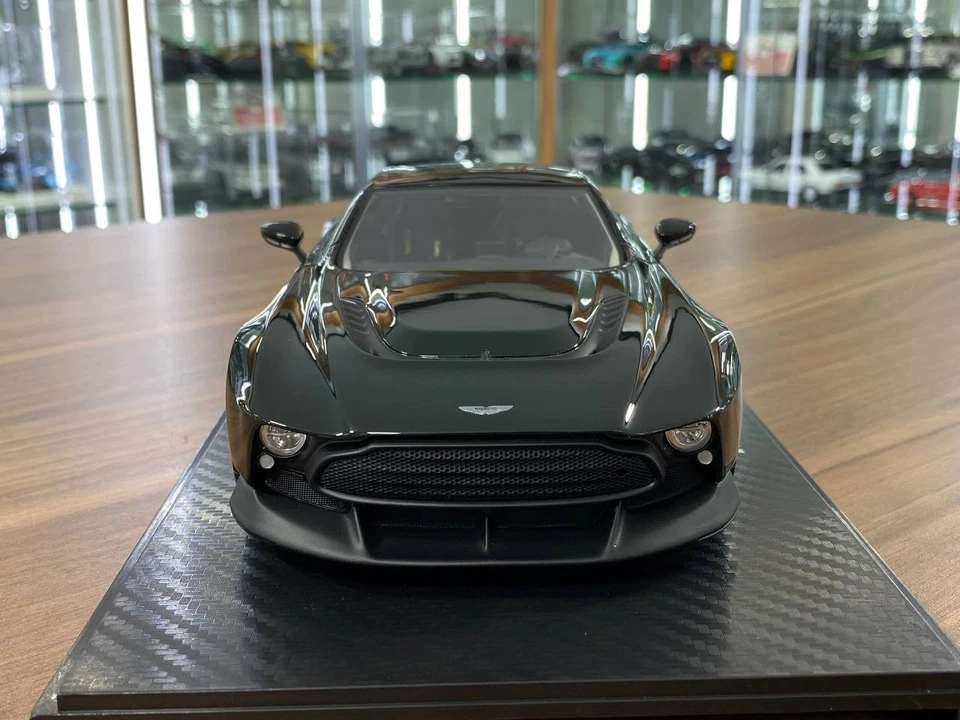 GT Spirit Aston Martin Victor 2021 – Dark Green – Limited Edition [1/18 Resin ] - Image 2 of 4