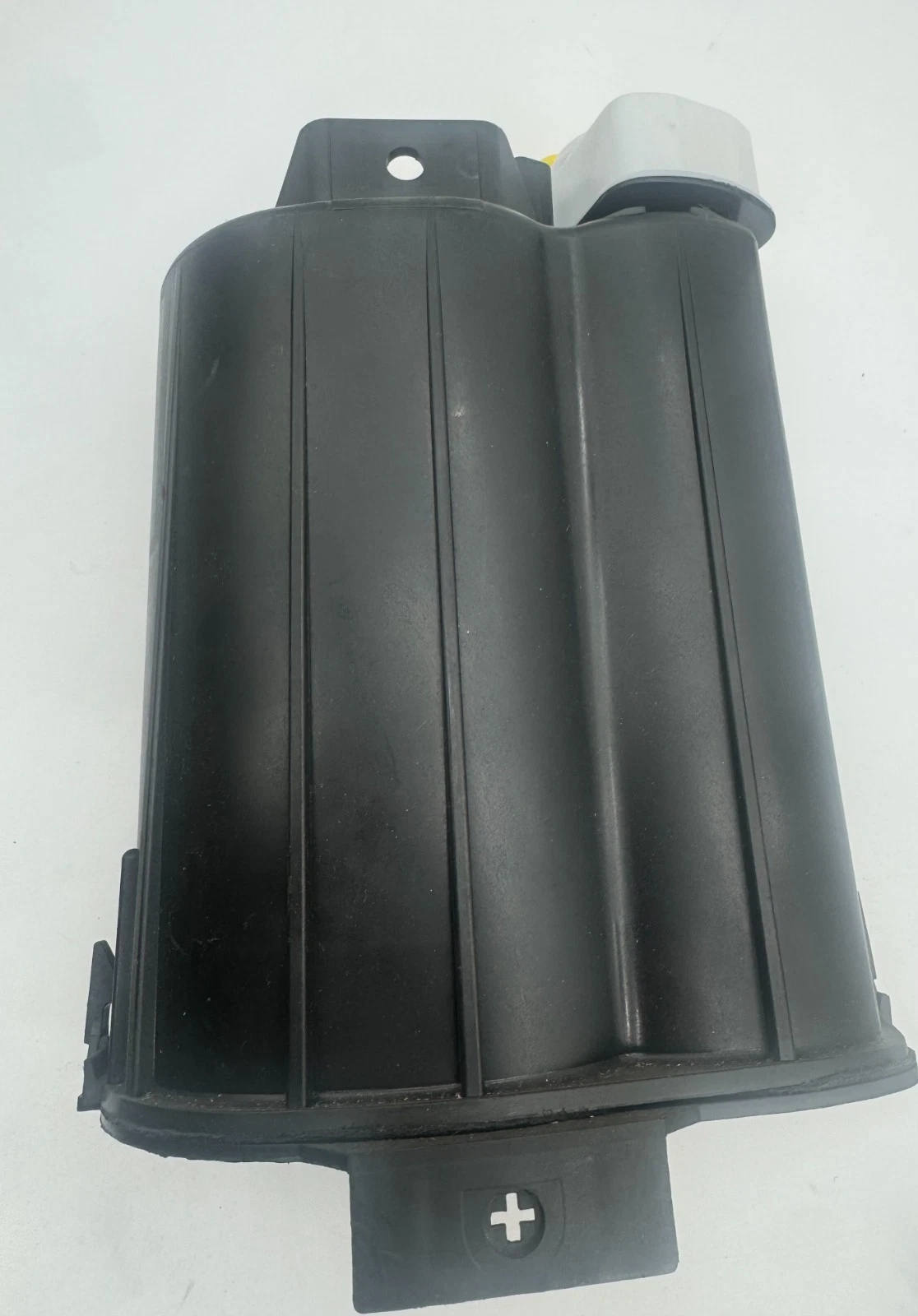NEW OEM 2005 DODGE RAM 1500 EVAP FUEL CHARCOAL VAPOR CANISTER