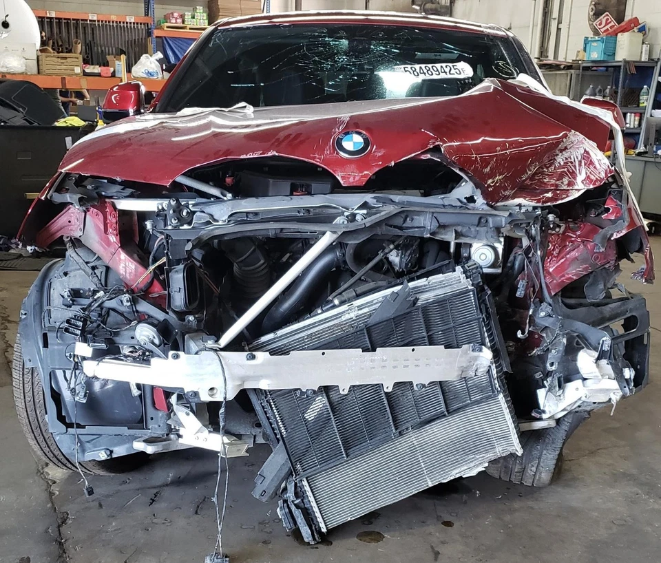 19 20 21 BMW X4 2.0L Fuel Filler Neck - Imagem 3 de 4