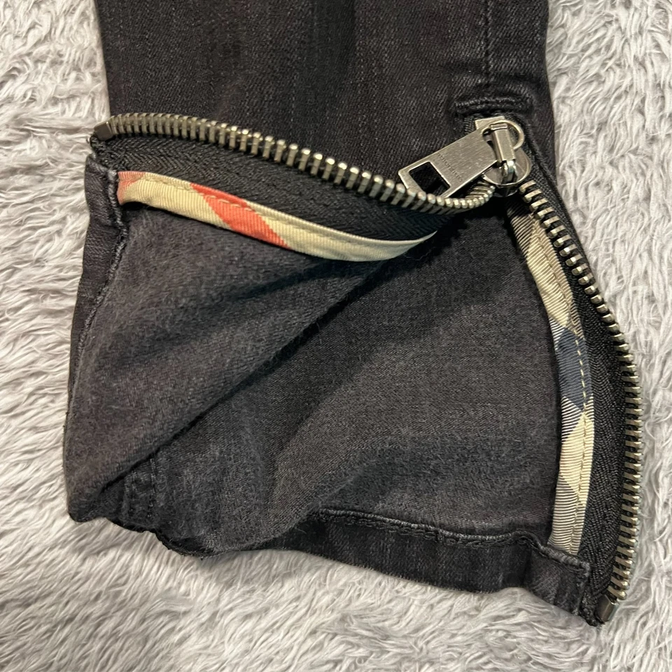 Pantalones de mezclilla Burberry Brit Burrington para mujer 28x27 negros con cremallera tobillos 5 bolsillos LEER Foto 4 de 4