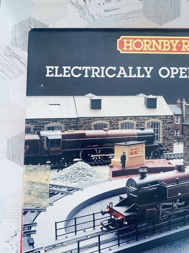 Hornby R070 Electrically Operated Turntable Motorised OO Gauge - Boxed - Picture 2 of 18