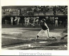 1985 Press Photo Judge James Stringer plays baseball in Orange County