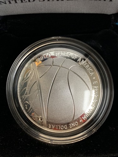 2020 BASKETBALL HALL OF FAME PROOF SILVER DOLLAR. Früher Kauf USA postfrisch (20cc) - Bild 2 von 8
