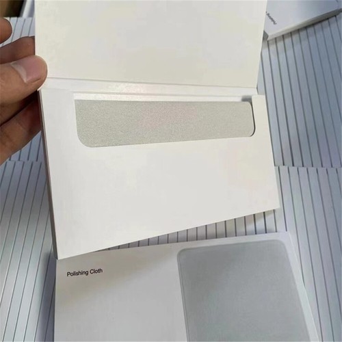 New Polishing Cloth for Apple iphone 1:1 Nano-Texture Screen Cleaning Cloth - Picture 3 of 6